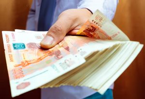 Микрозаймы Под Прицелом: 5 Примеров, Как МФО Загоняют Пенсионеров в Долги