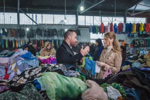 Секонд-хэнд оптом: реальная возможность сэкономить и заработать