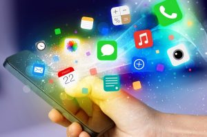 Смартфон тормозит и сажает батарею? Удалите эти 8 приложений немедленно