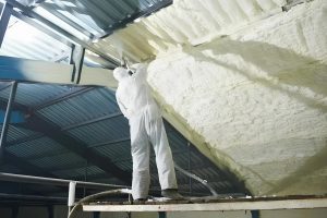 Утеплите крышу пенополиуретаном — сэкономьте до 40% на отоплении!