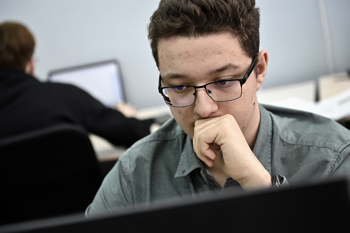 Как зарабатывают миллионы в IT без тех.образования: опыт современных айтишников