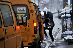 Почему пассажиры вынуждены пользоваться нелегальными перевозками, а власти закрывают глаза