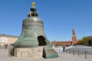 Тайна Царь-колокола: почему гигант никогда не зазвонил?