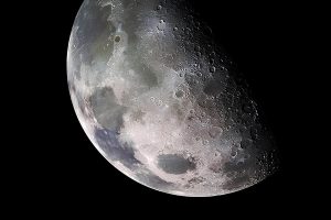 245 свежих следов на Луне обнаружили ученые: новая загадка для лунных миссий